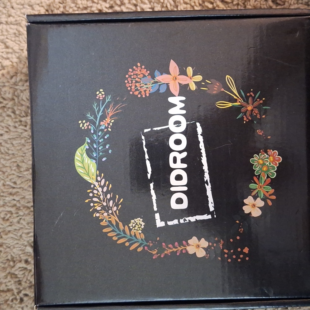 NIB Didroom White Shampoo, Body Wash, and Conditioner Dispenser Set - Picture 5 of 5